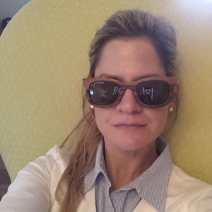 Meet your Posher, Andrea